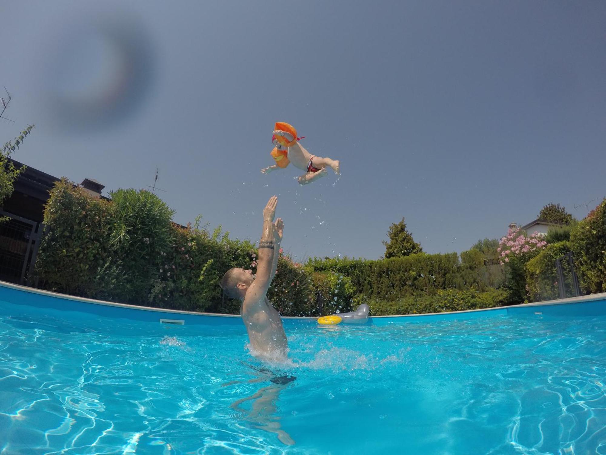 Casa Vacanze "Il Porticciolo" มาแนร์บา เดล การ์ดา ภายนอก รูปภาพ